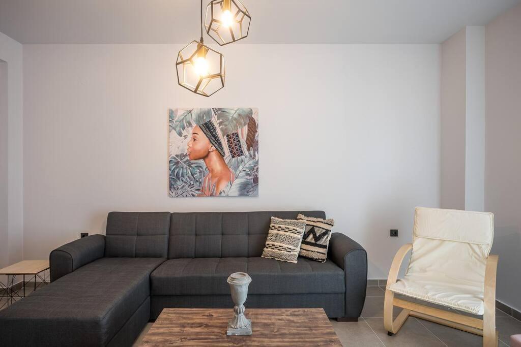 Ariadne Chic & Minimalistic Apt. Appartement *